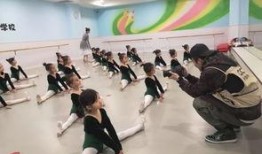 獨家爆料藝術(shù)學校極品舞蹈生,揭秘藝術(shù)學校極品舞蹈生的傳奇故事